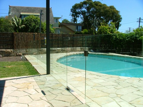 fencing_028_500_375_90-1 Frameless Glass