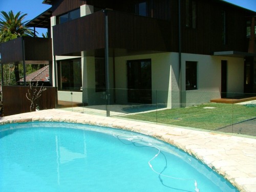 fencing_031_500_375_90-1 Frameless Glass